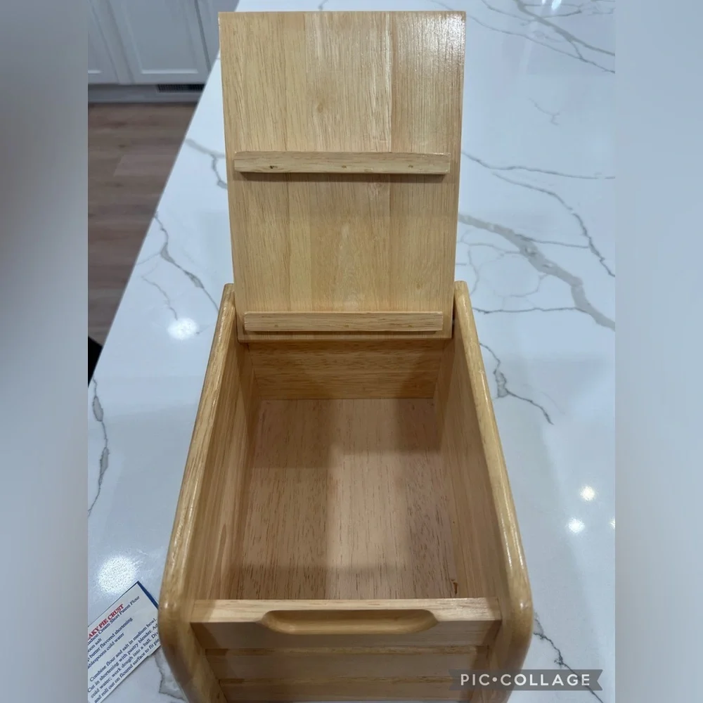 Vintage Pomerantz Wooden Recipe Box–Mid-Century Modern Kitchen –Made in Thailand